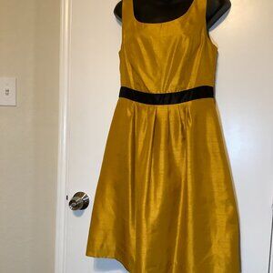 The Limited Women's dress gold flowy short sleeveless round neck knee length